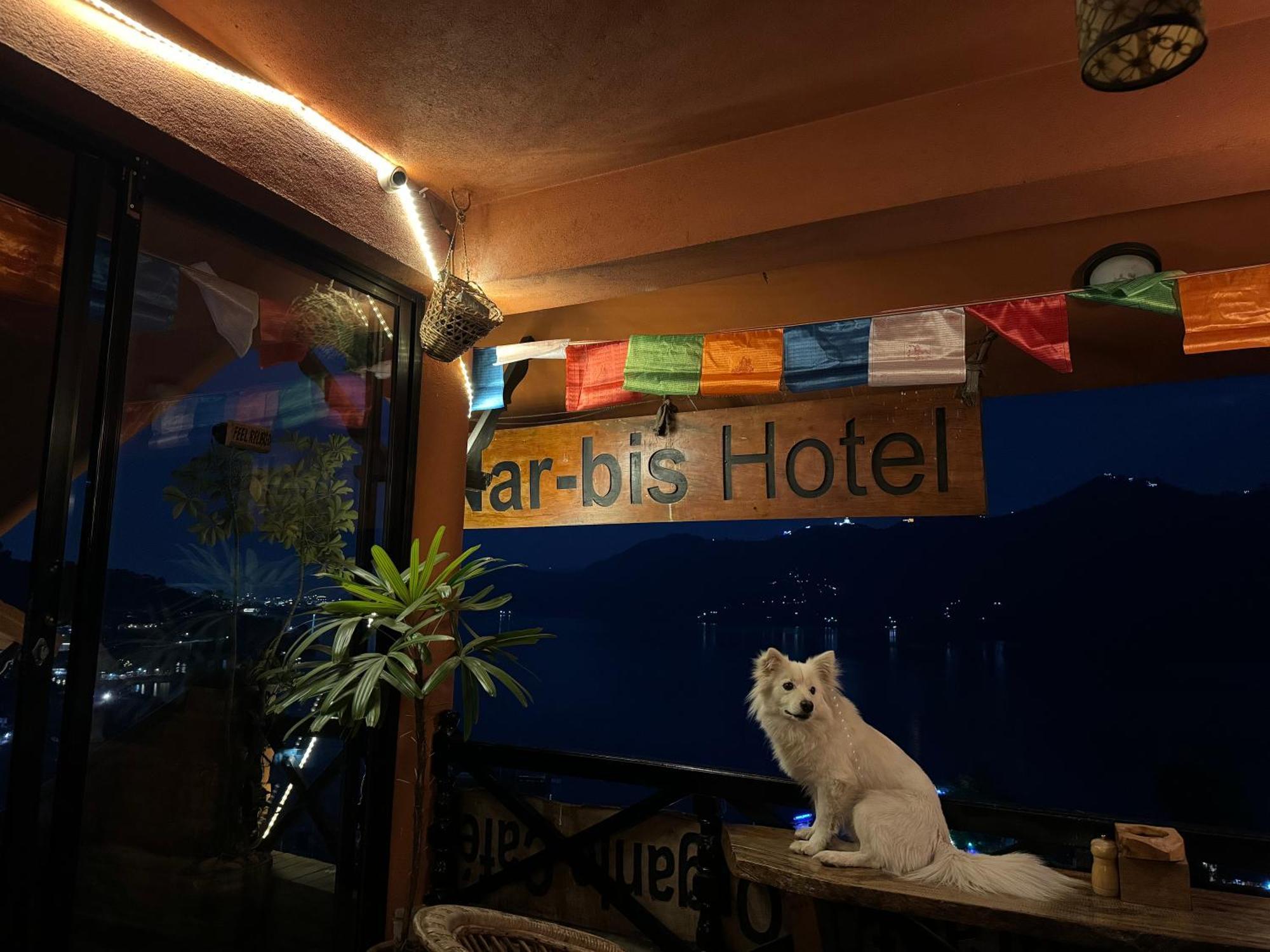 פוקהרה Nar-Bis Hotel מראה חיצוני תמונה